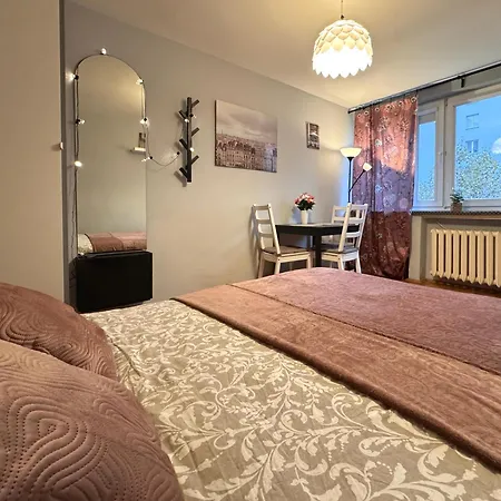 K22 Palac Kultury I Nauki /bagno 公寓